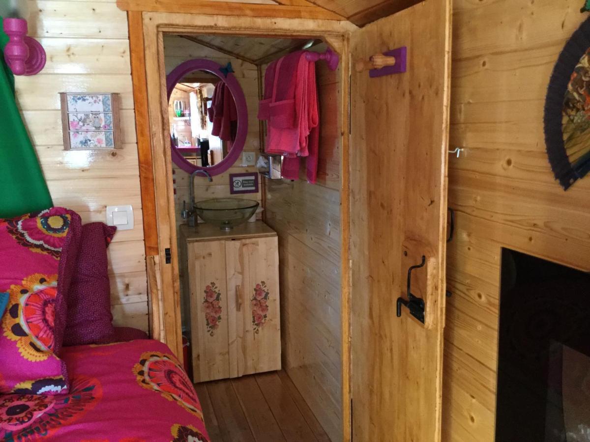 Chambres Et Roulotte De La Gentilhommiere Chazey-sur-Ain Buitenkant foto